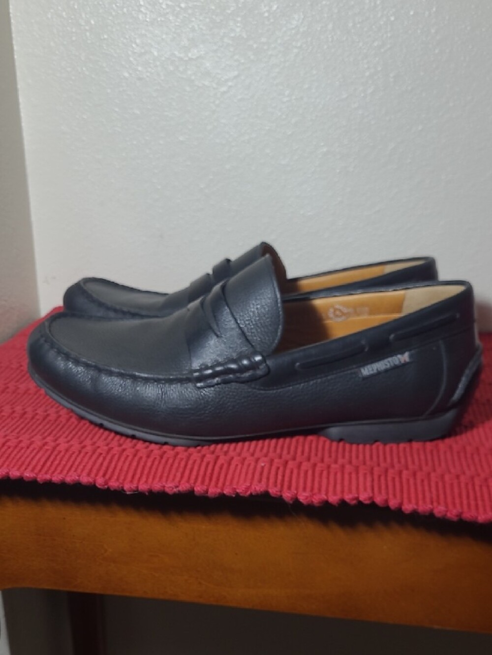 Mephisto Men’s Black Leather Penny Loafers - Picture 3 of 9